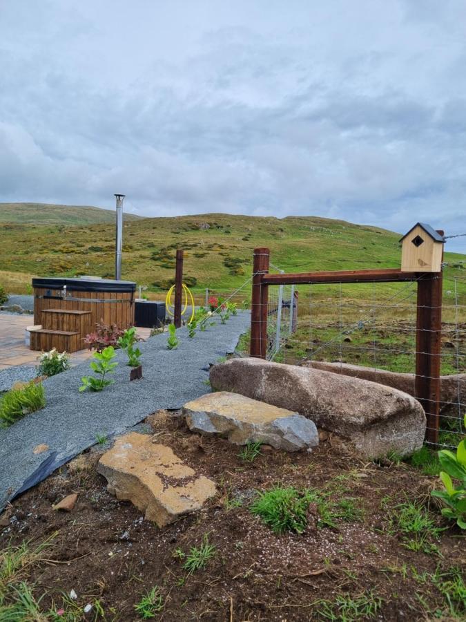 Black Hut At Slieve Croob Glamping Ballyward Kültér fotó